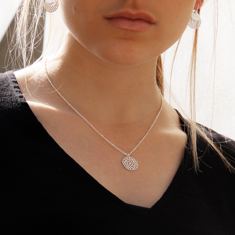 Bloemen Disc Ketting Zilver